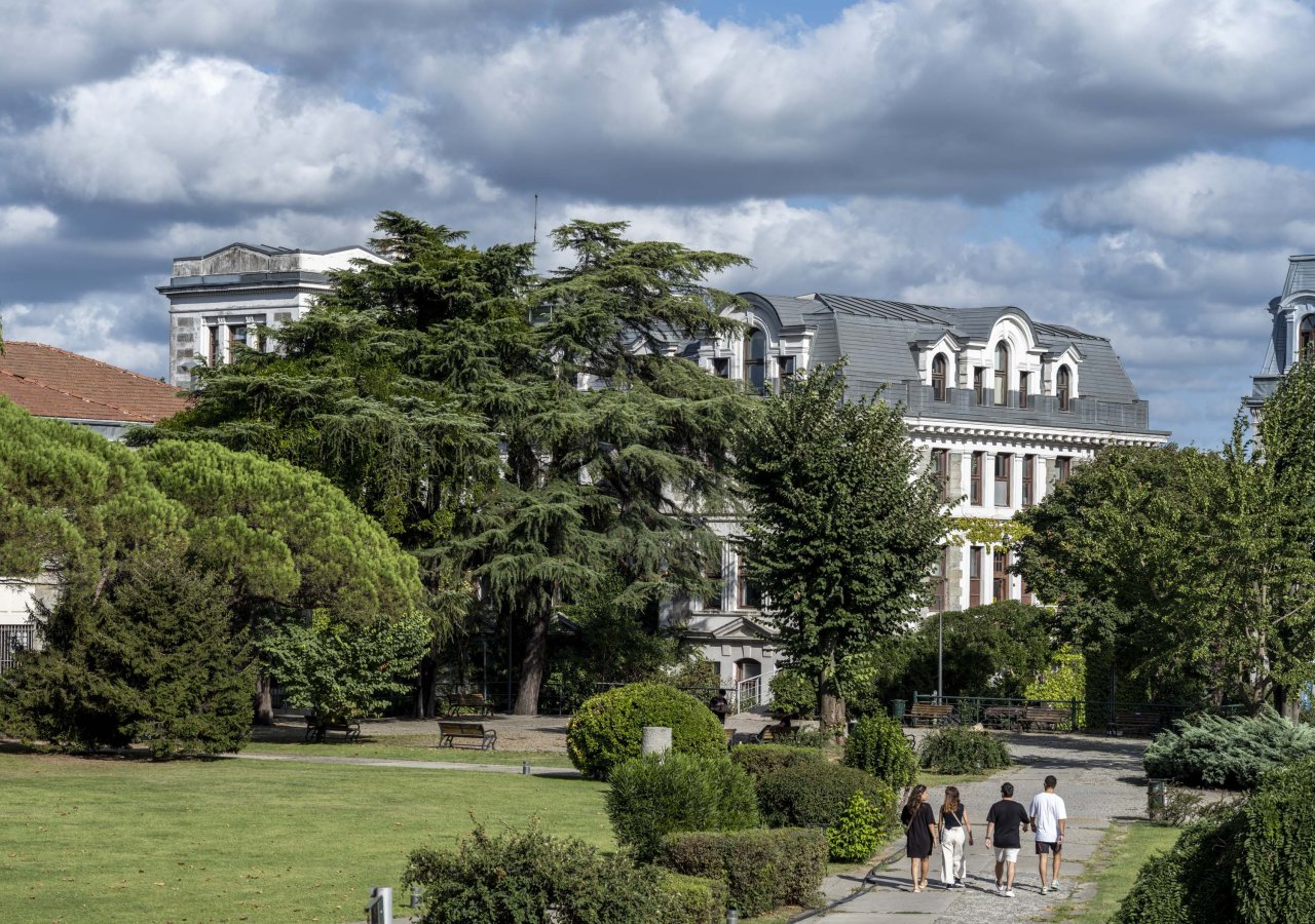 Genel ve İdari Hizmetler